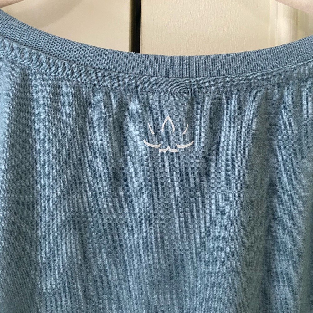 Beyond Yoga Blue Tank Top - Picture 4 of 4
